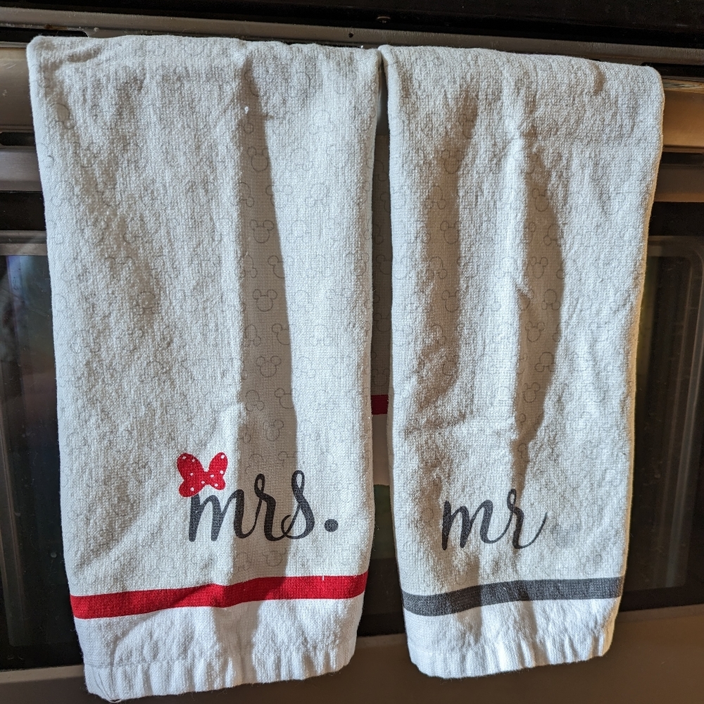 Disney Couples towels - Mr/Mrs Mr/Mr Mrs/Mrs- his/hers/theirs - Mickey & Minnie
